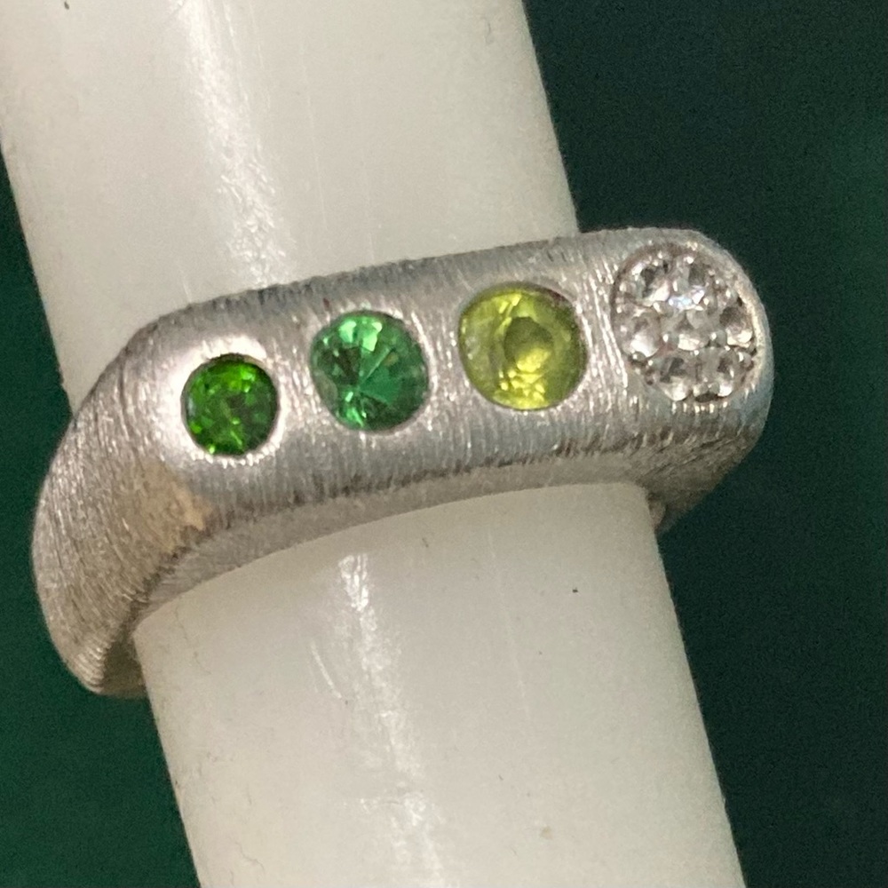 Michelle Albala Green Gemstone Euro Shank Brushed Sterling Ring sz 8